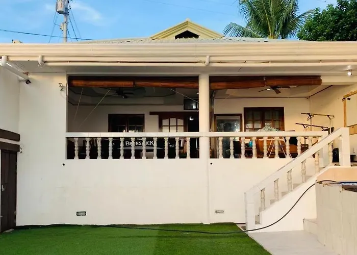 ヴィラ Oceanfront Hideaway *
